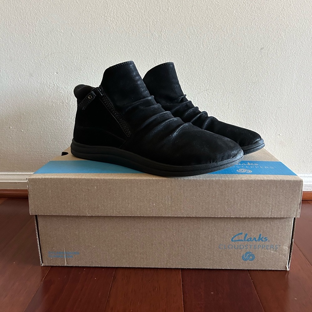 Clarks Cloudsteppers Boots Breeze Range Black - 9.5
